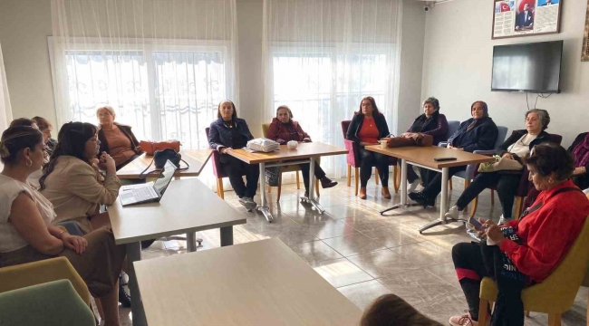 Çukurova'da kadınlara Aile İçi İletişim semineri