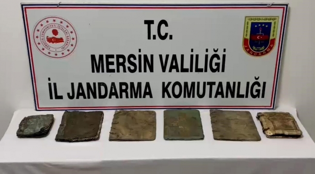 Mersin'de 6 adet tarihi el yazması kitap ele geçirildi: 3 gözaltı