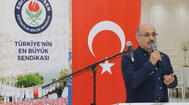 Prof. Dr. Sinan Canan, Eğitim-Bir Sen Adana Şubesinin konuğu olacak