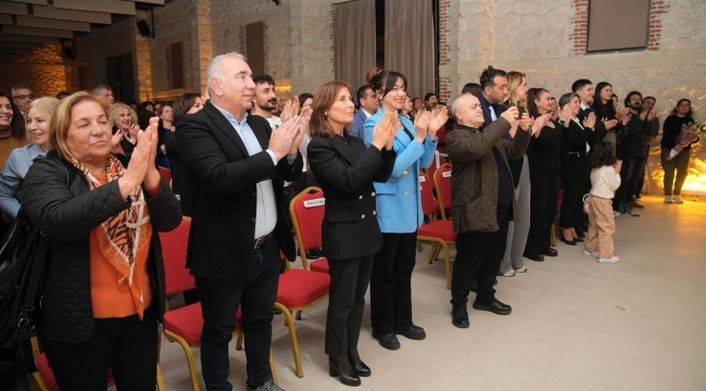 Seyhan Belediyesi Yaşar Kemal'i andı